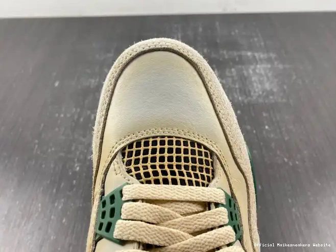 Official Maikesneakers AIR DC7770-106 YEAR